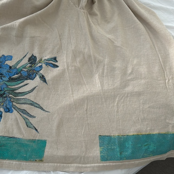 Uniqlo Long-sleeved Graphic Tee - Van Gogh graphic. Unisex, Size XL. - Picture 8 of 12